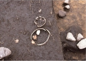 土器埋設遺構検出状況（2008年、北東から）