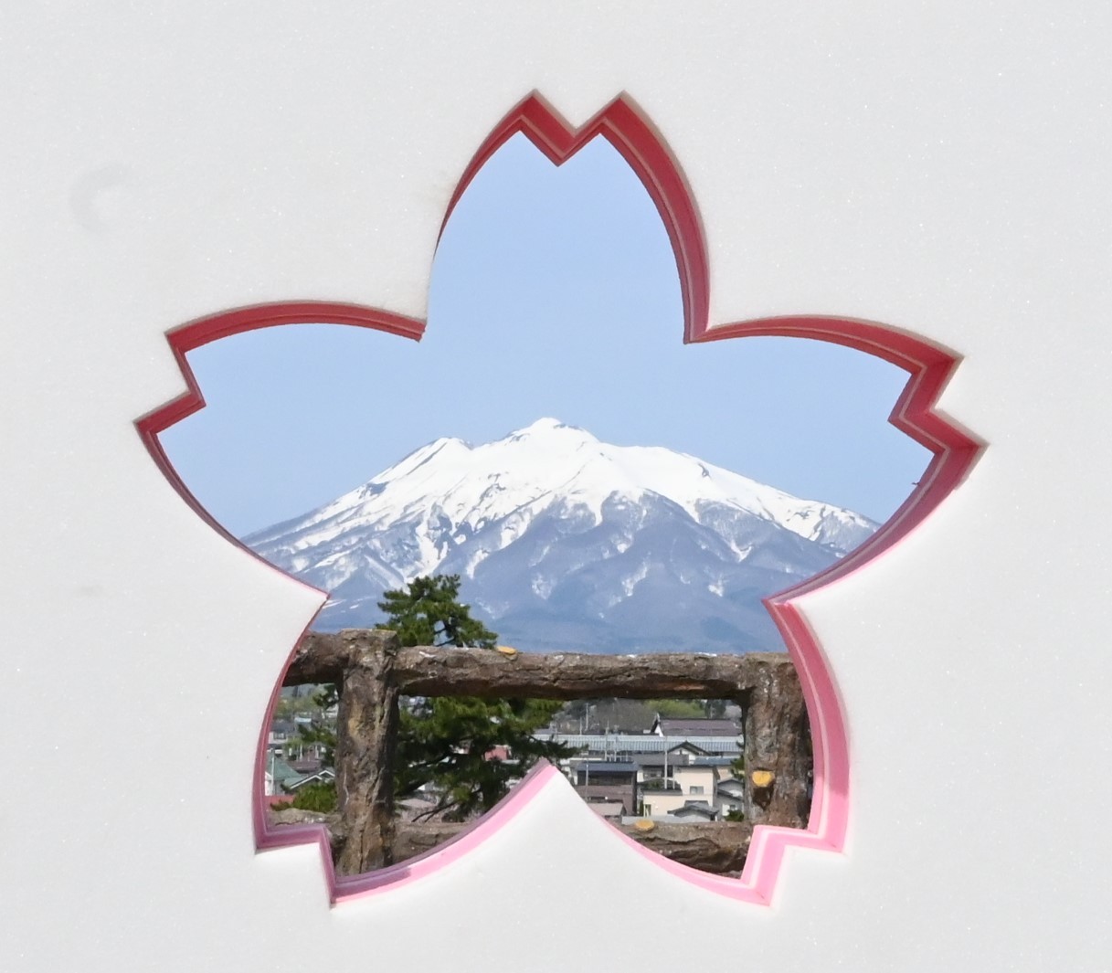 本丸からの岩木山（２）