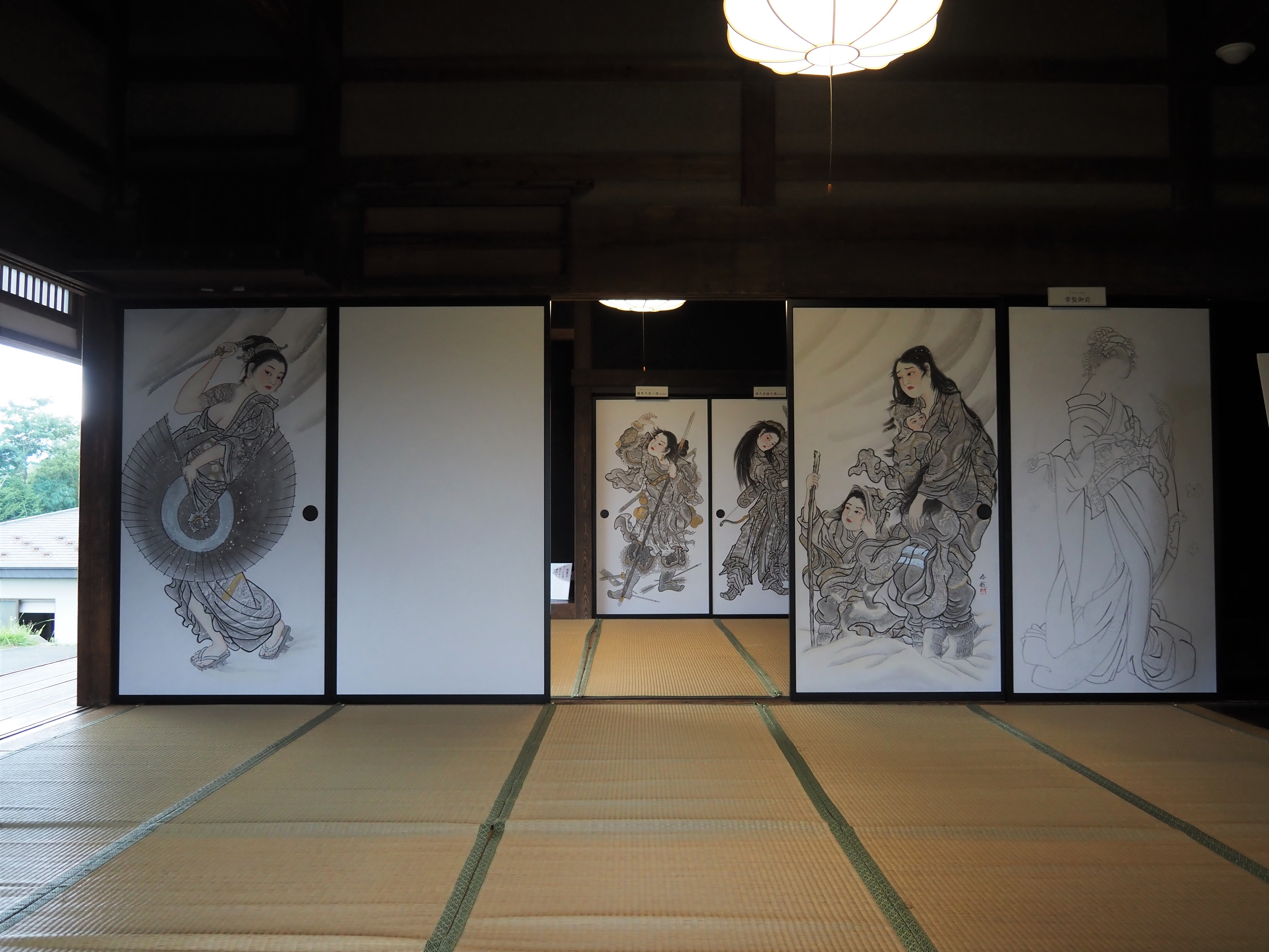 弘前ねぷた見送り襖絵」展示と公開制作（21.08.03） - いいかも