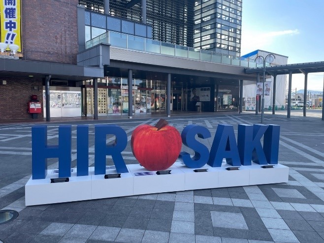 JR弘前駅に新たなフォトスポット設置(2023.08.01) - いいかも！！弘前