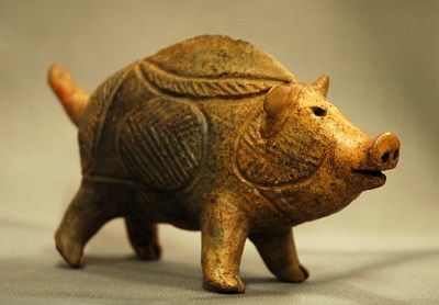 縄文期　土偶　猪像