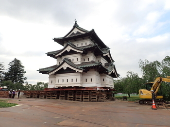 天守曳戻し体験場所から(2次移動先中心から)撮影の画像