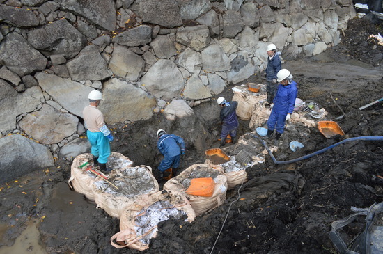 h28hirosaki-castle-ruins-Btore