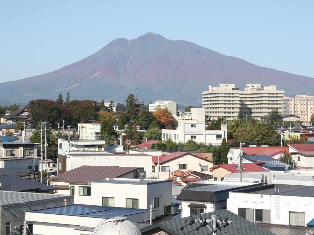 大成小から見る岩木山