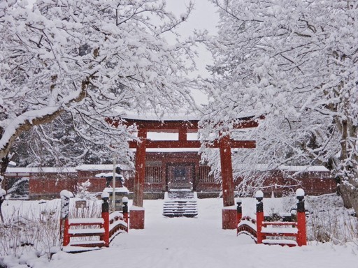雪の高照神社
